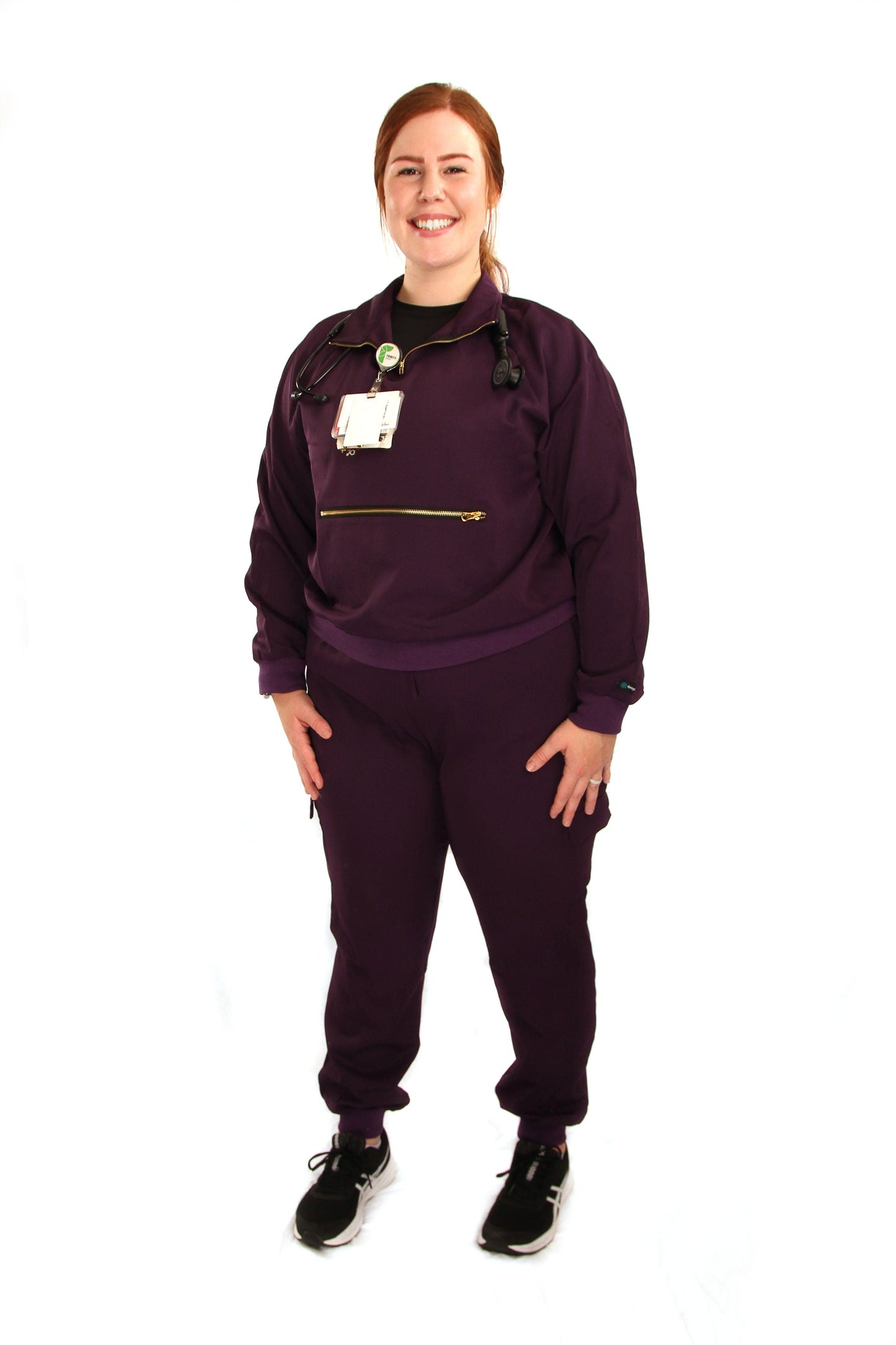Women’s Long Sleeve Scrub Top With Front Zipper Pocket