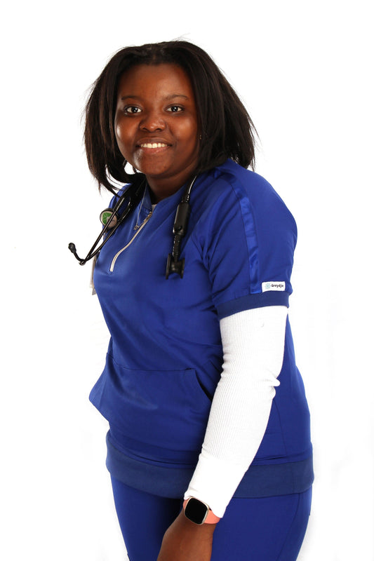 Women’s Half Zipper Scrub Top With 2 Wide Pockets