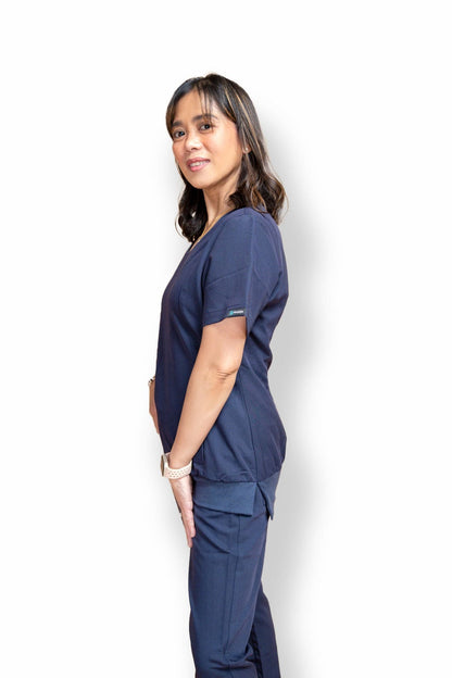 Women’s 2 Side Pocket Round Neck Top