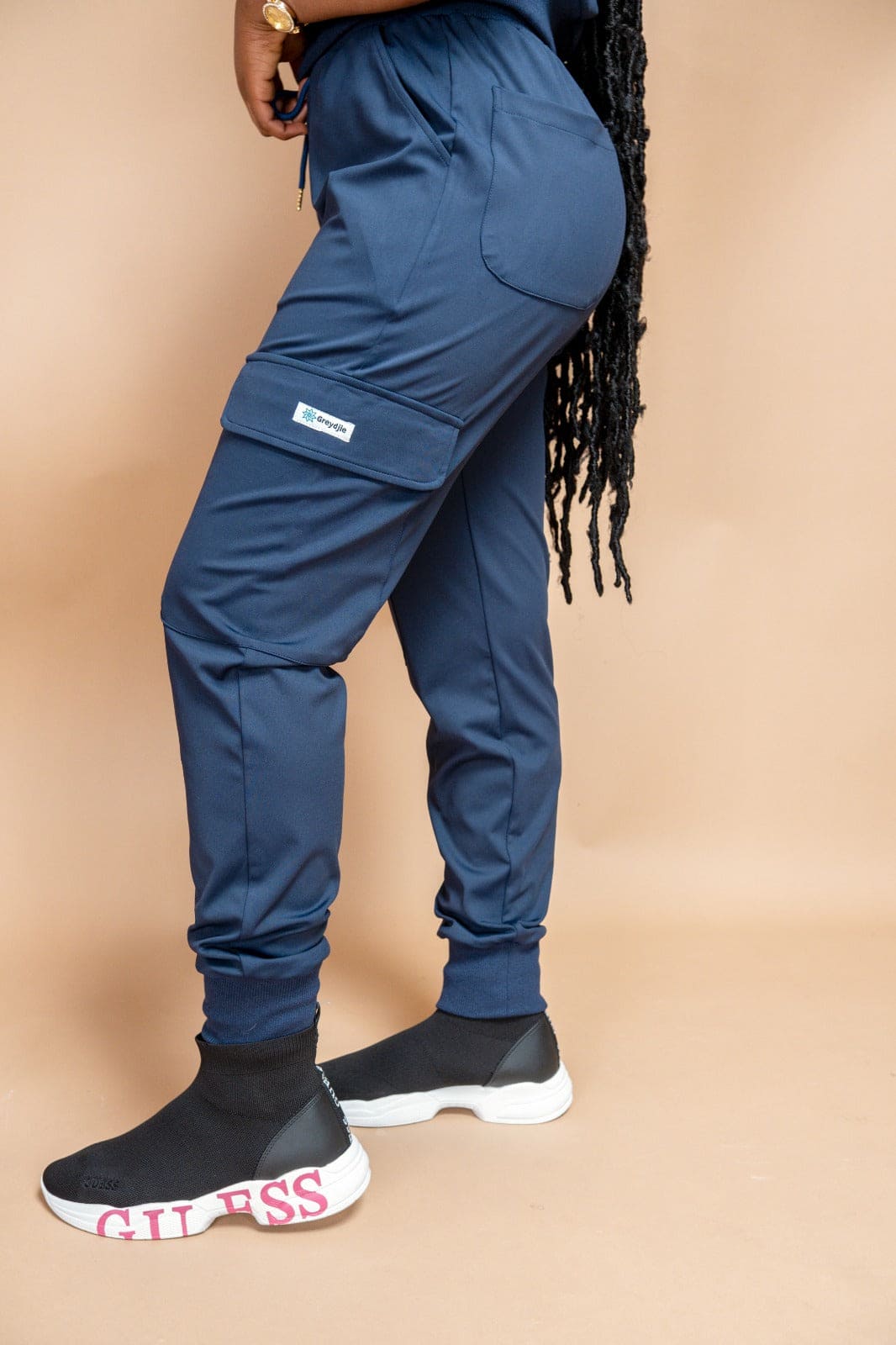 Women’s Jogger Pants With 2 Side Pockets