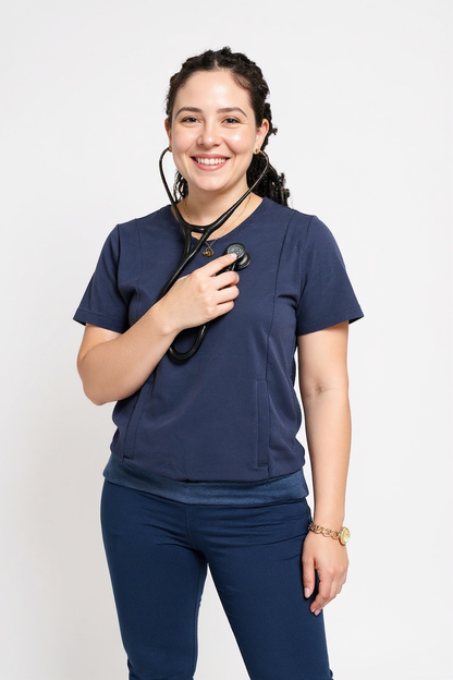 Women’s 2 Side Pocket Round Neck Top