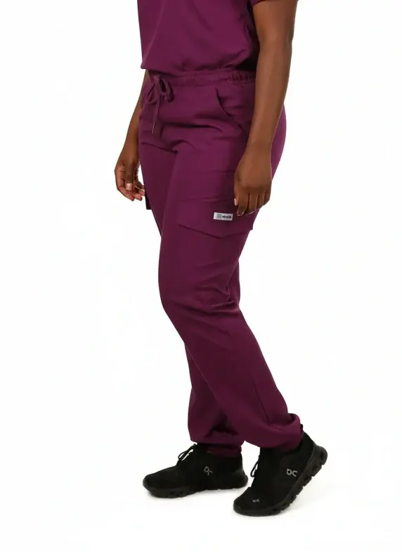Gwen Four pockets jogger pants.