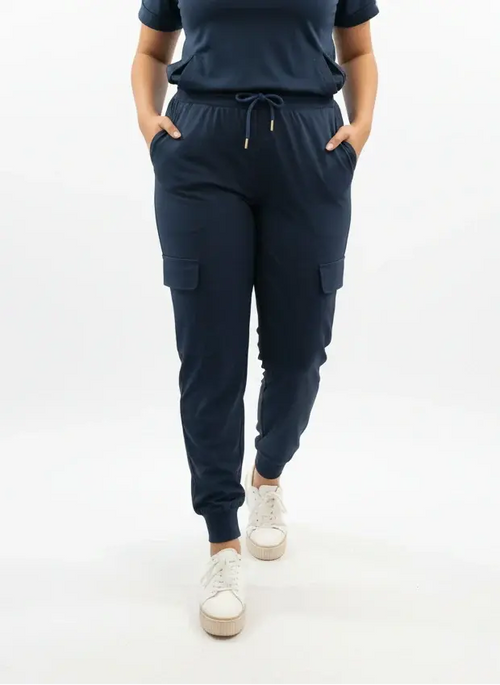 Gwen Four pockets jogger pants.