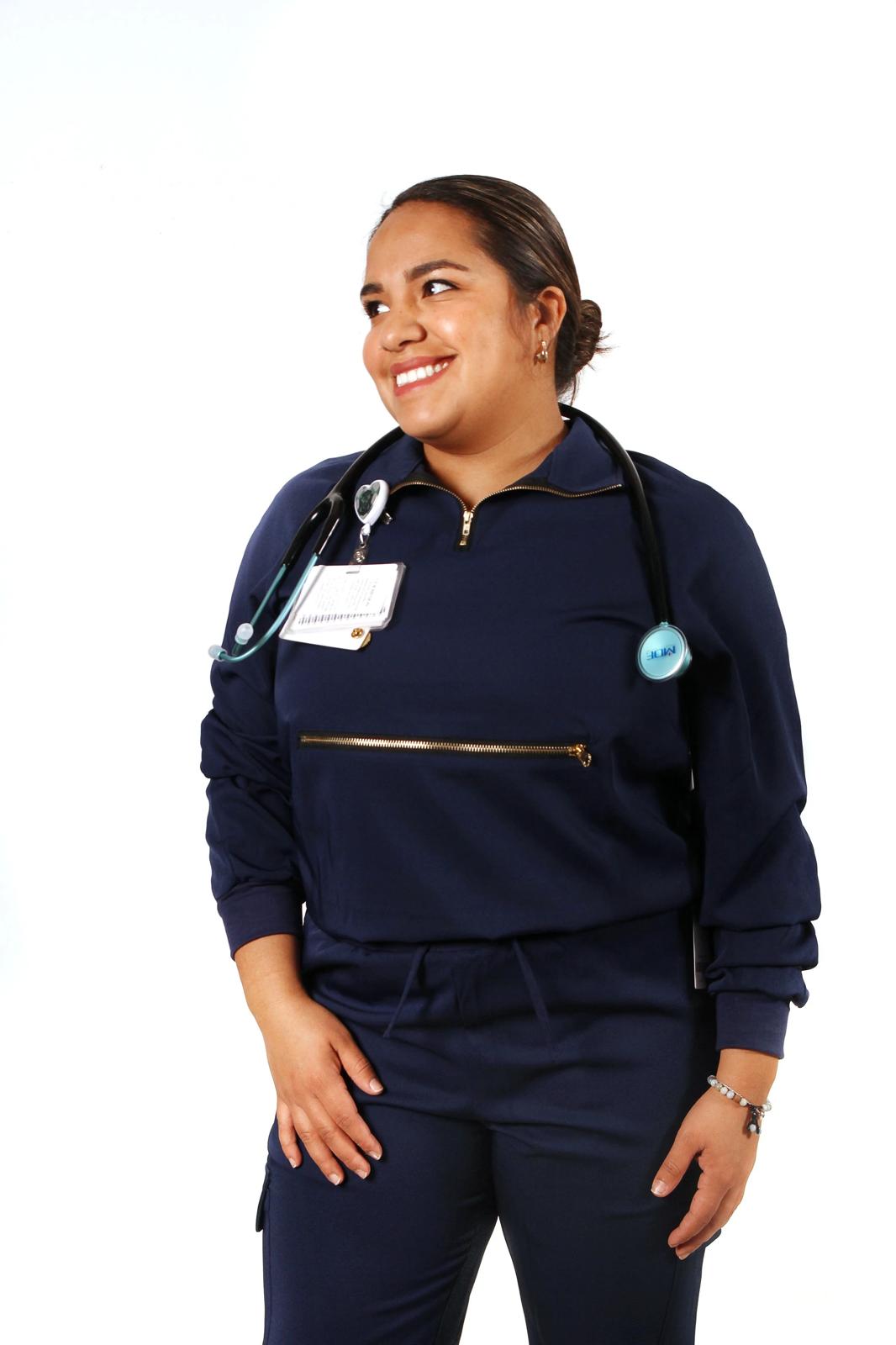 Women’s Long Sleeve Scrub Top With Front Zipper Pocket