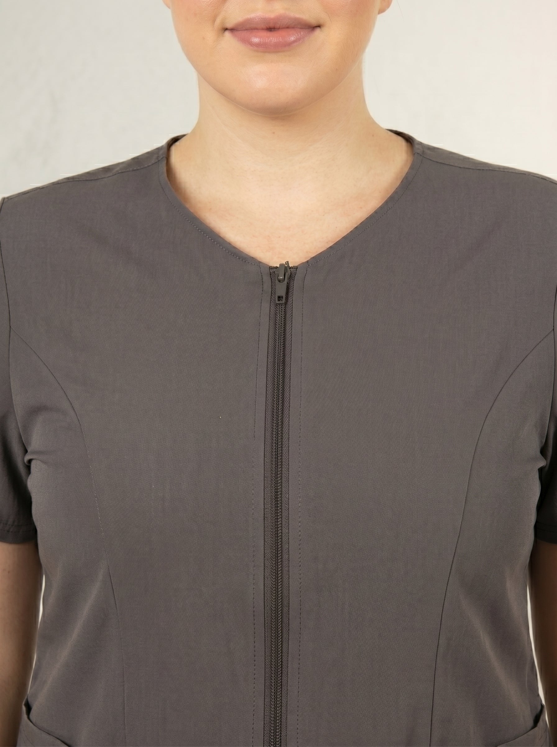 Selina Women's Front Zip Top